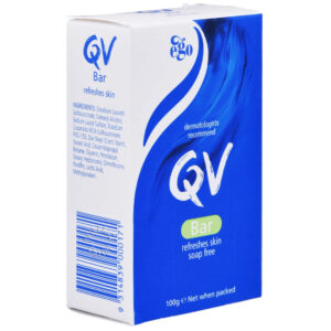 لوح التنظيف QV - خالٍ من الصابون والعطر واللانولين 100 جم